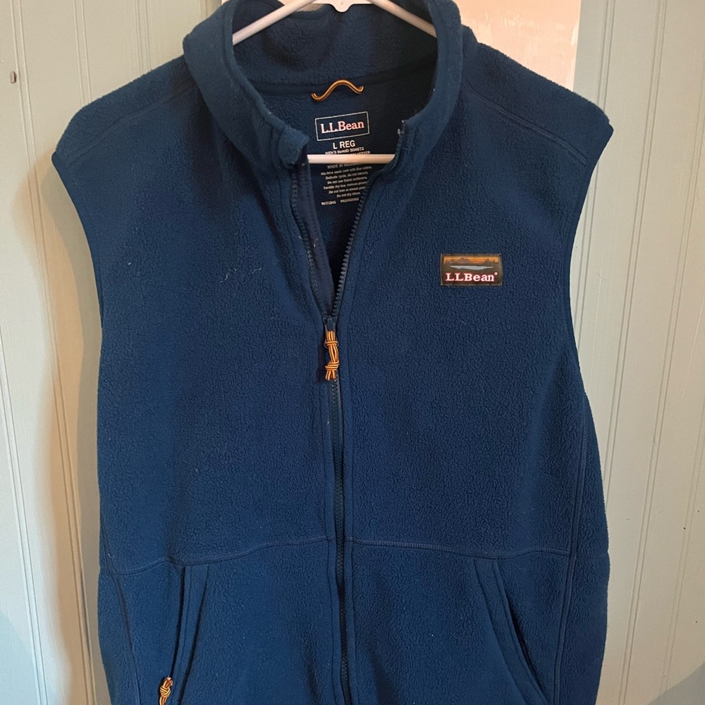 LLBean men’s fleece vest
